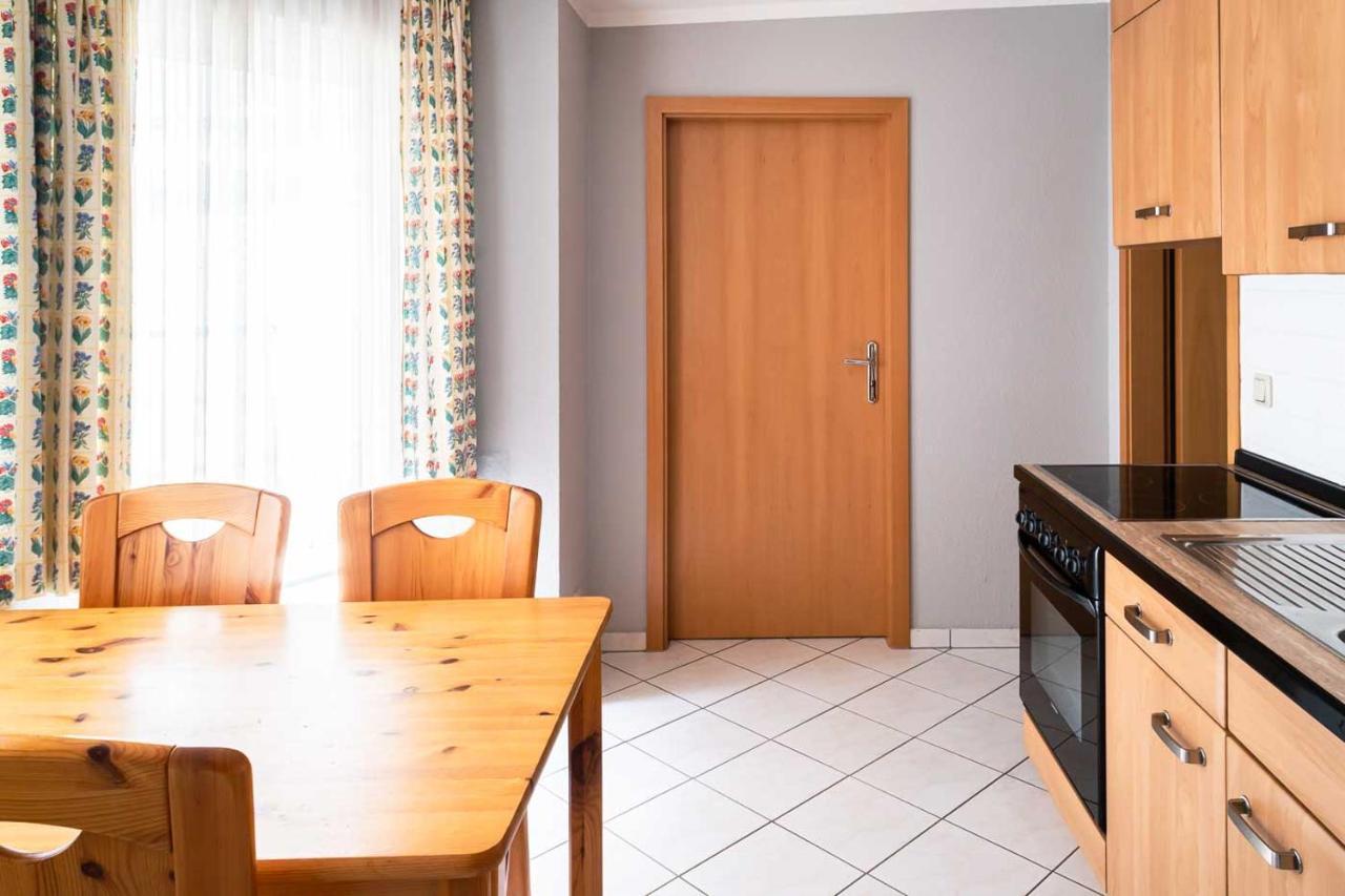 Apartmenthaus Chrischanshof Rostock Bagian luar foto