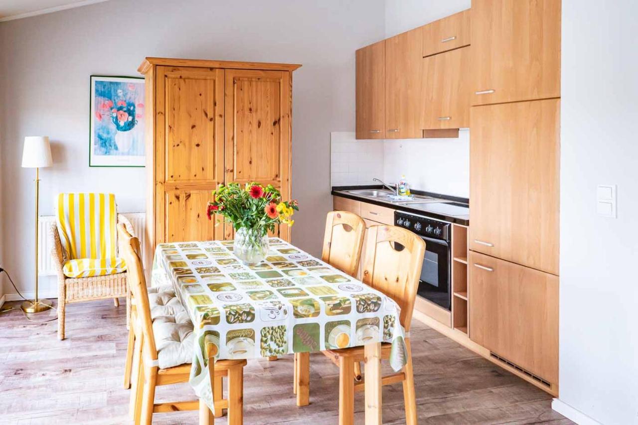 Apartmenthaus Chrischanshof Rostock Bagian luar foto