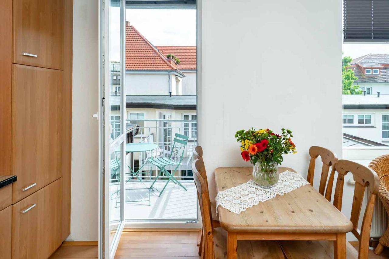 Apartmenthaus Chrischanshof Rostock Bagian luar foto