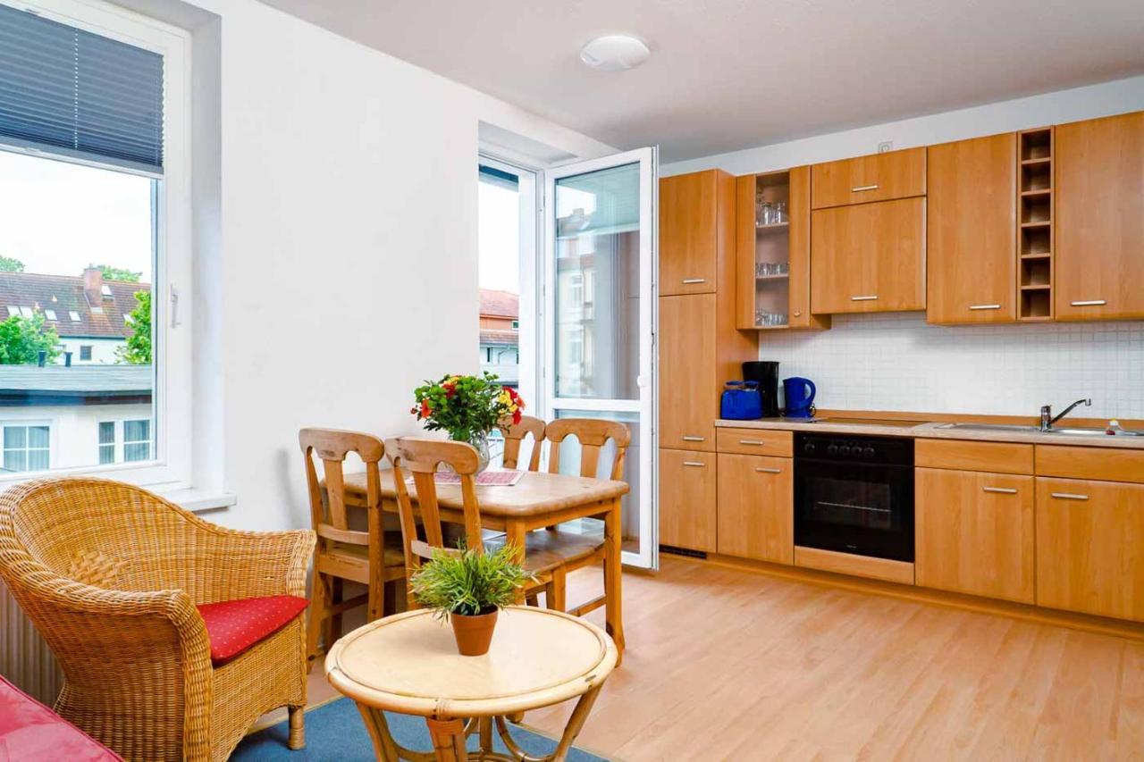 Apartmenthaus Chrischanshof Rostock Bagian luar foto